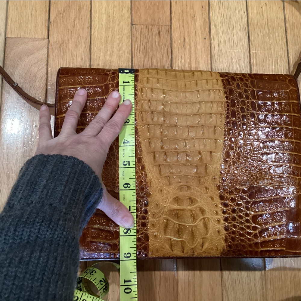 Vtg 1950-60s, Brown Crocodile-Embossed women’s handBag, purse - Picture 10 of 11